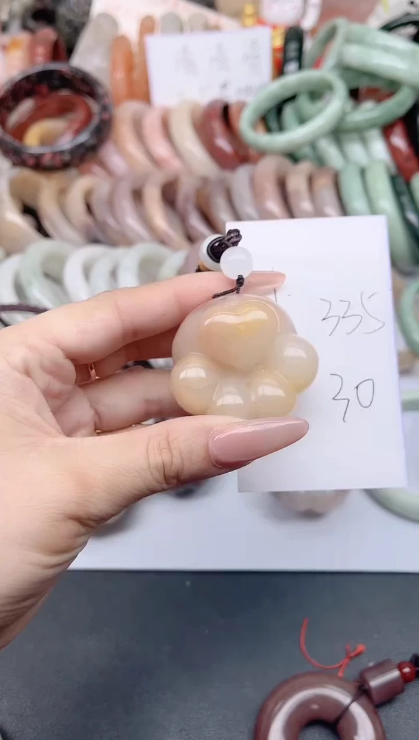未镶嵌手镯石英质玉335