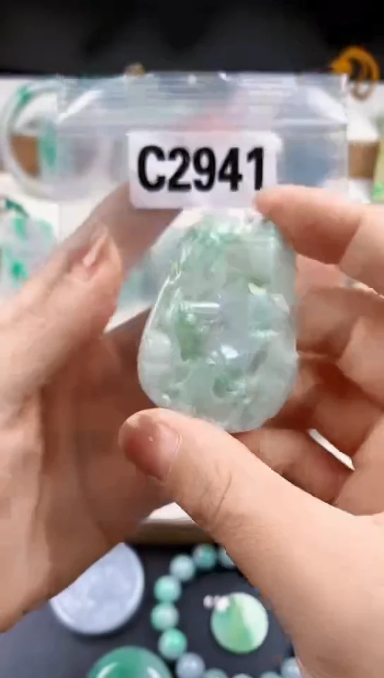 颈饰未镶嵌翡翠天然翡翠吊坠挂件