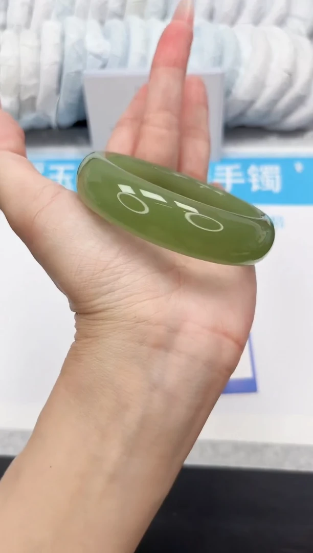 石英质玉手镯未镶嵌201-55.2