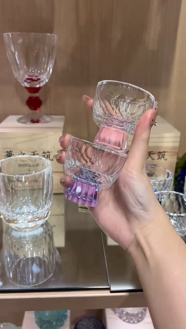 闪烁茶杯粉色一只 紫色一只