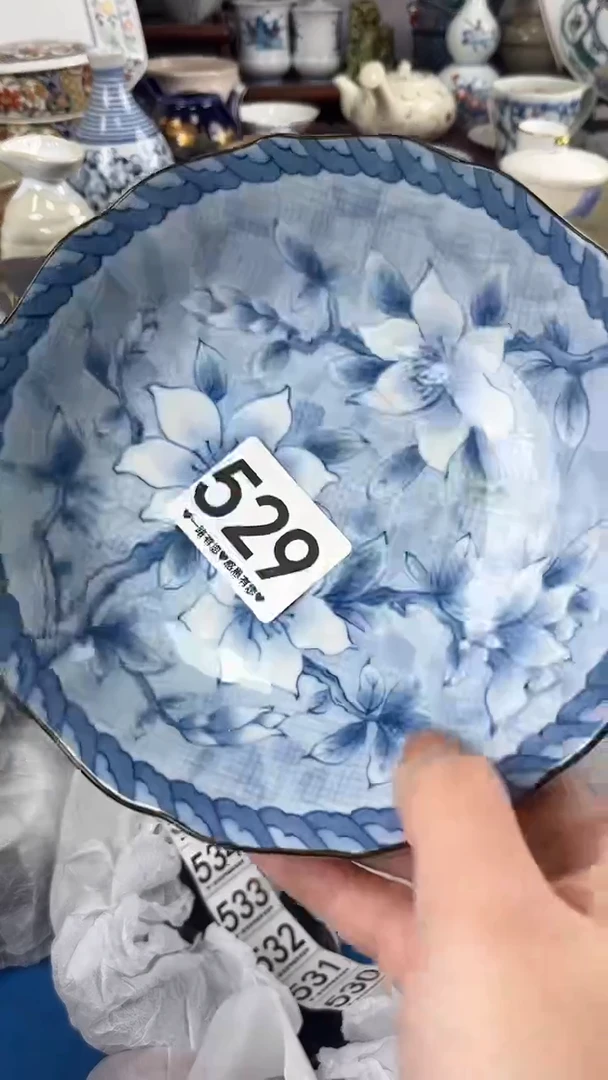 彧*529