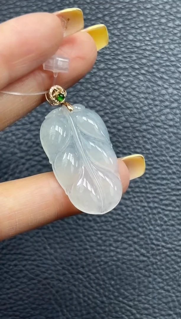 颈饰18K金镶嵌翡翠BJ-61 叶子