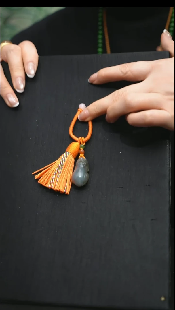 未镶嵌和田玉（糖玉）包链未镶嵌 和田玉（糖玉） 包链