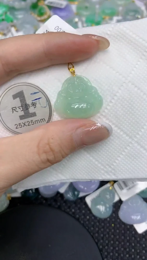 颈饰18K金镶嵌翡翠1111111
