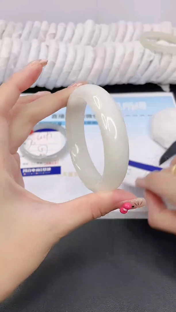 和田玉手镯未镶嵌16G192-56