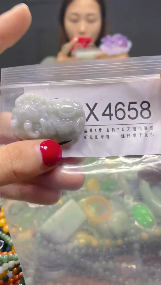 颈饰未镶嵌翡翠/X/翡翠A货，一件也是批发价