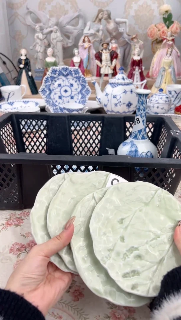 杯中古默认微瑕，新号开播，全场20包邮C125