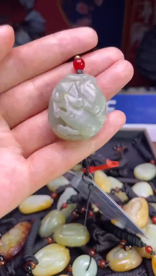 颈饰未镶嵌和田玉123