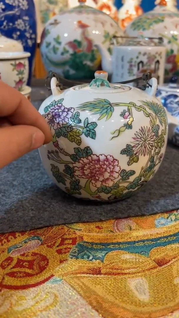 摆件瓷摆件瓷摆件四季花卉支丁壶