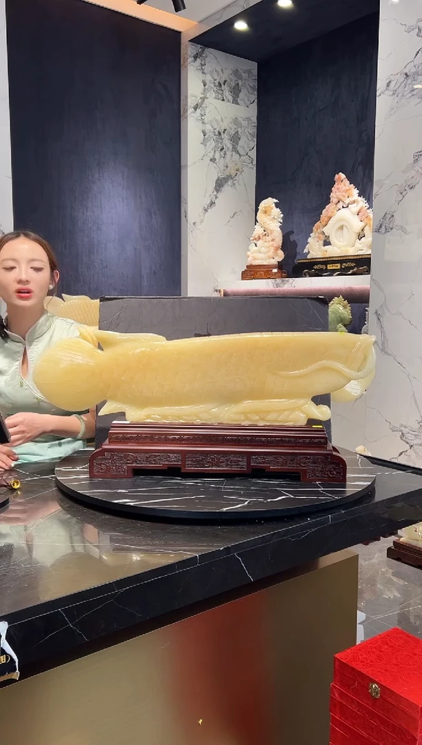 玉雕摆件 80CM金龙鱼