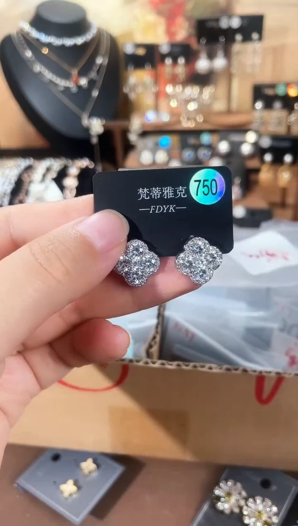合金925银锆石梵750