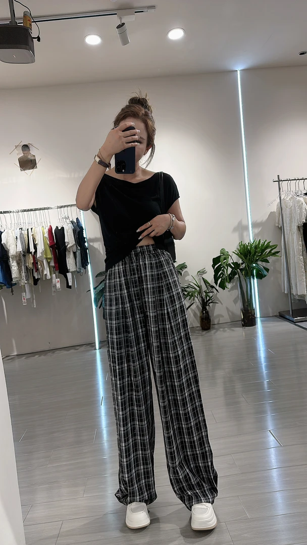 恰逢景梅子自留款夏季薄款休闲裤子高腰宽松垂感抽绳直筒格子裤