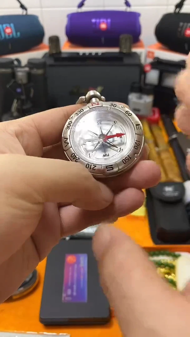 瓷片闪购商品 如图所示