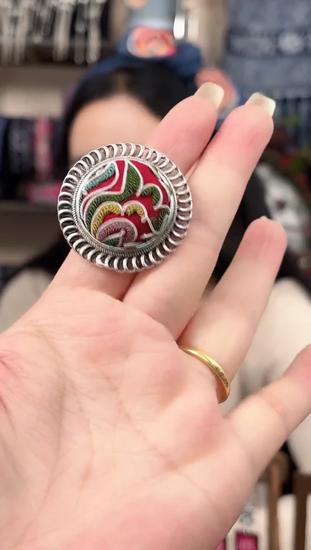 织绣民族风非遗老绣饰品241