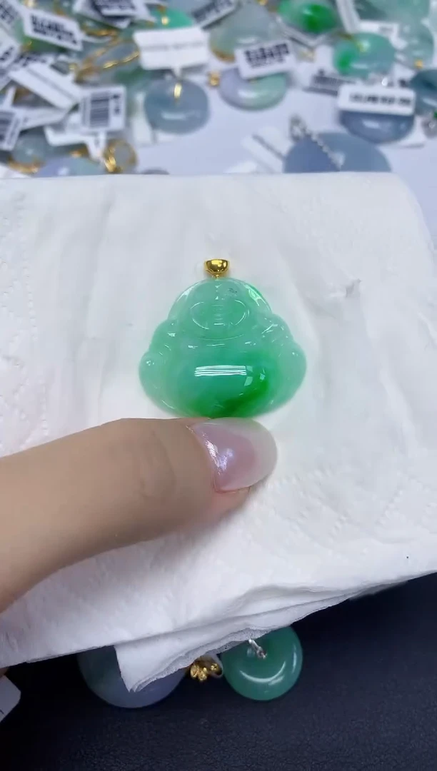 翡翠18K金镶嵌颈饰天然缅甸翡翠A货