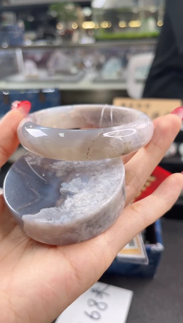 未镶嵌手镯石英质玉63圈口（赠品镯心）12566