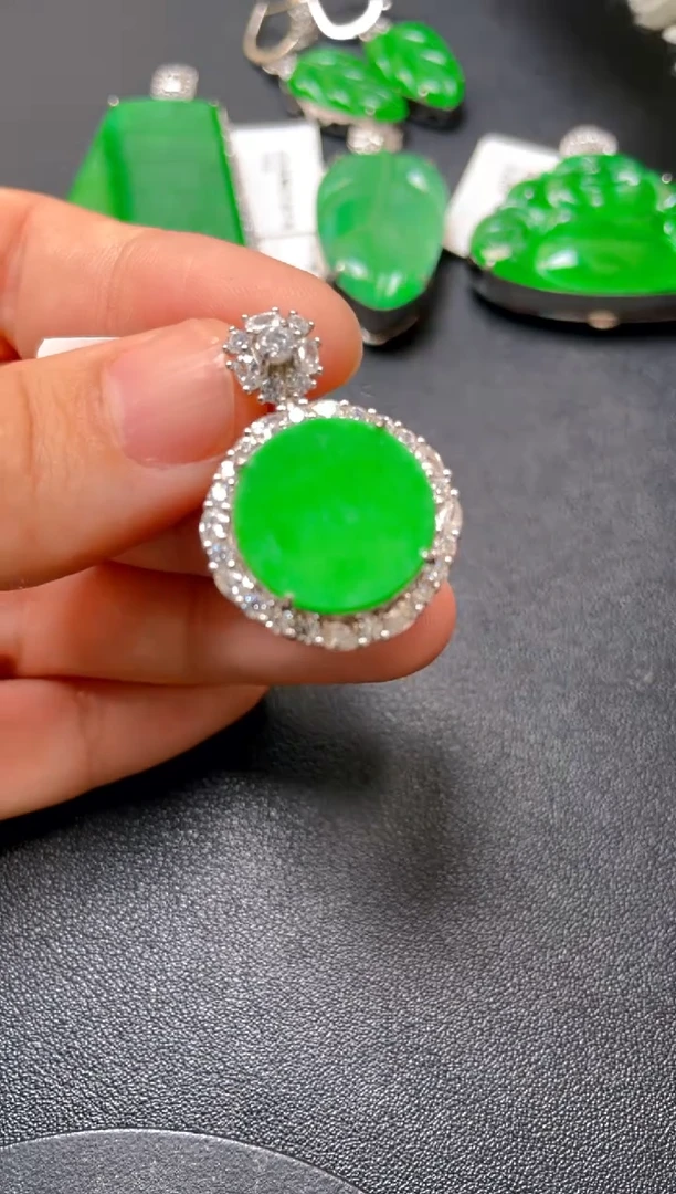 银S925镶嵌挂件翡翠吊坠