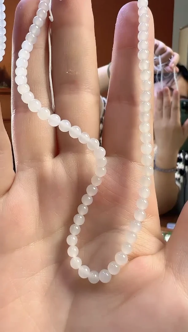 和田玉未镶嵌颈饰白玉4mm