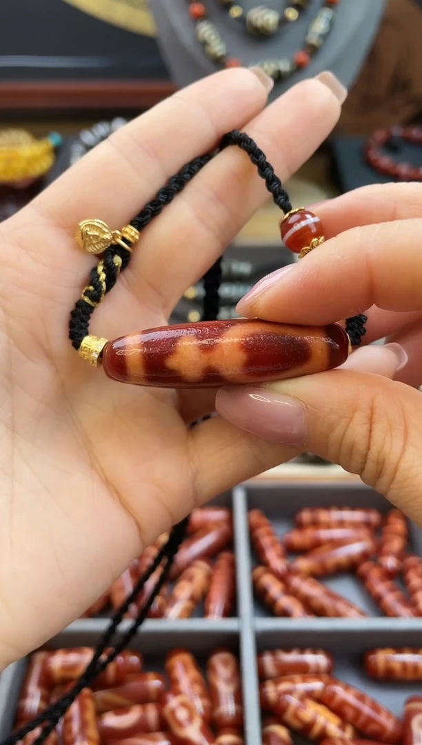 未镶嵌颈饰玛瑙/玉髓L**a美泓精品高油红肉双宝瓶颈饰