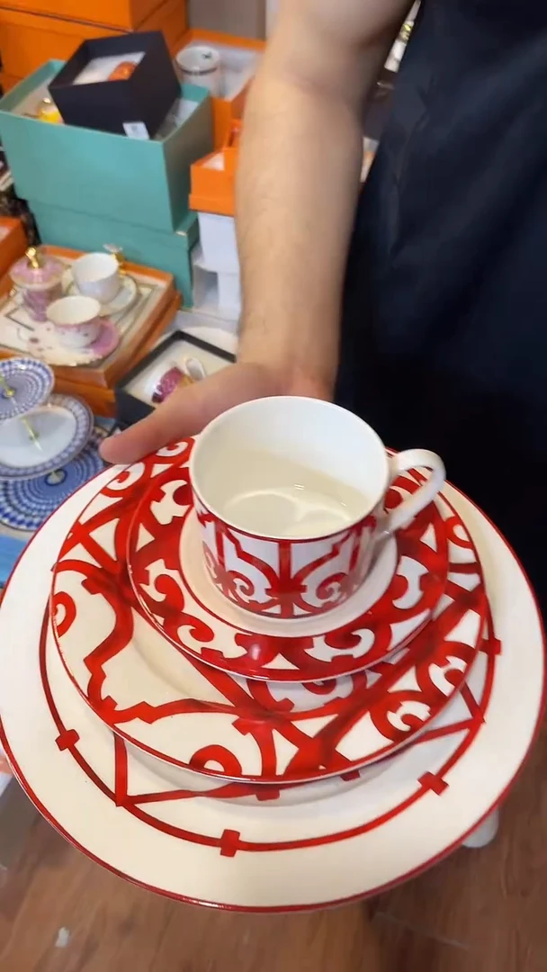 杯鸿辉家品牌瓷器，京东包邮！