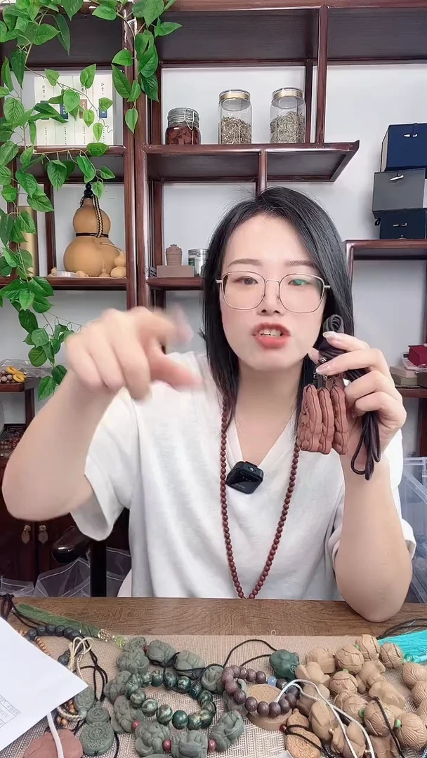 泥塑息肌的一鹿生花
