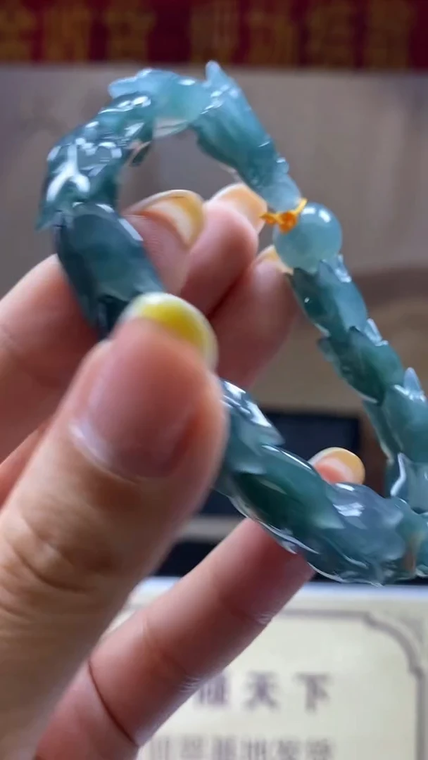 颈饰未镶嵌翡翠上***?********3