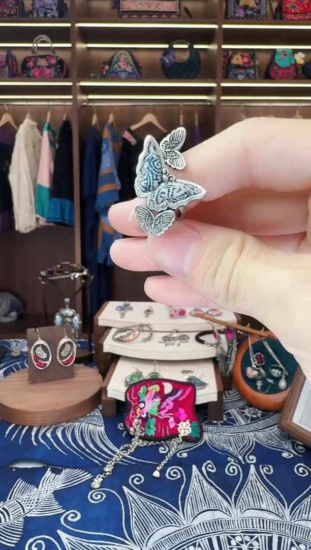 织绣29黔东南苗族刺绣