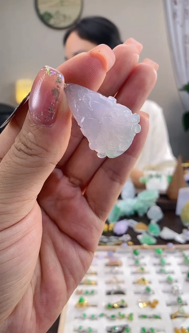 翡翠18K金镶嵌吊坠(不含链)白菜