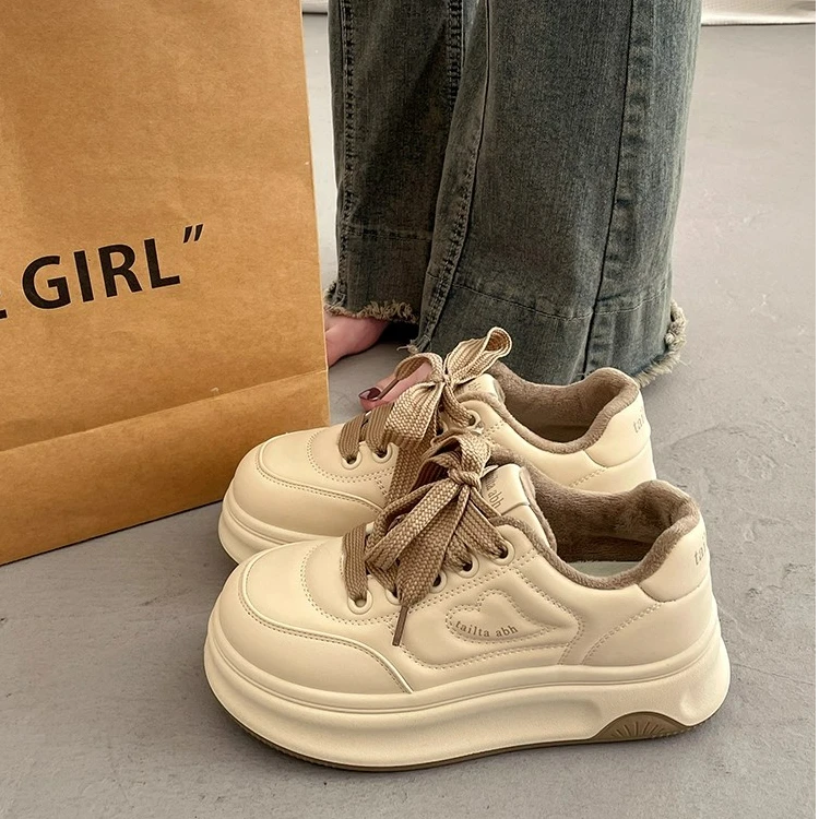 Moleubak百搭厚底小白鞋女春秋季小众板鞋2025新款休闲运动面包鞋