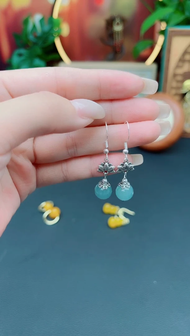 石英质玉（天山翠）银S925镶嵌耳饰237000