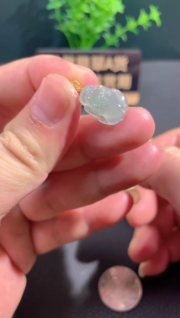 【闪购商品】翡翠颈饰18K金镶嵌翡翠