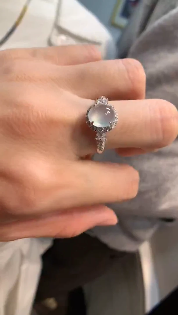 颈饰银S925镶嵌翡翠戒指