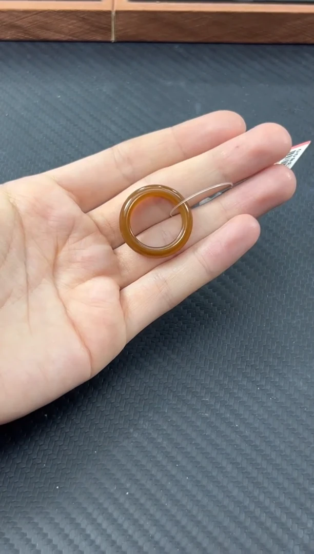 和田玉戒指未镶嵌若羌微色差18+戒圈