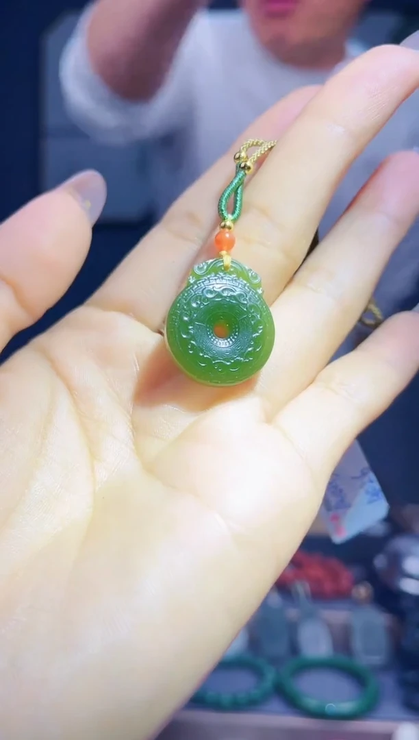 【闪购商品】和田玉颈饰未镶嵌AA多样性发货 拍一发一