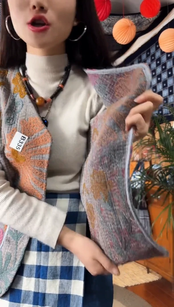 【闪购商品】设计师款刺绣古布马甲