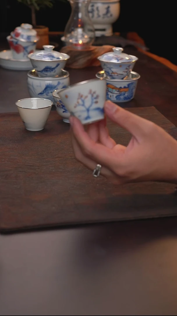 斗彩山水单杯包银口