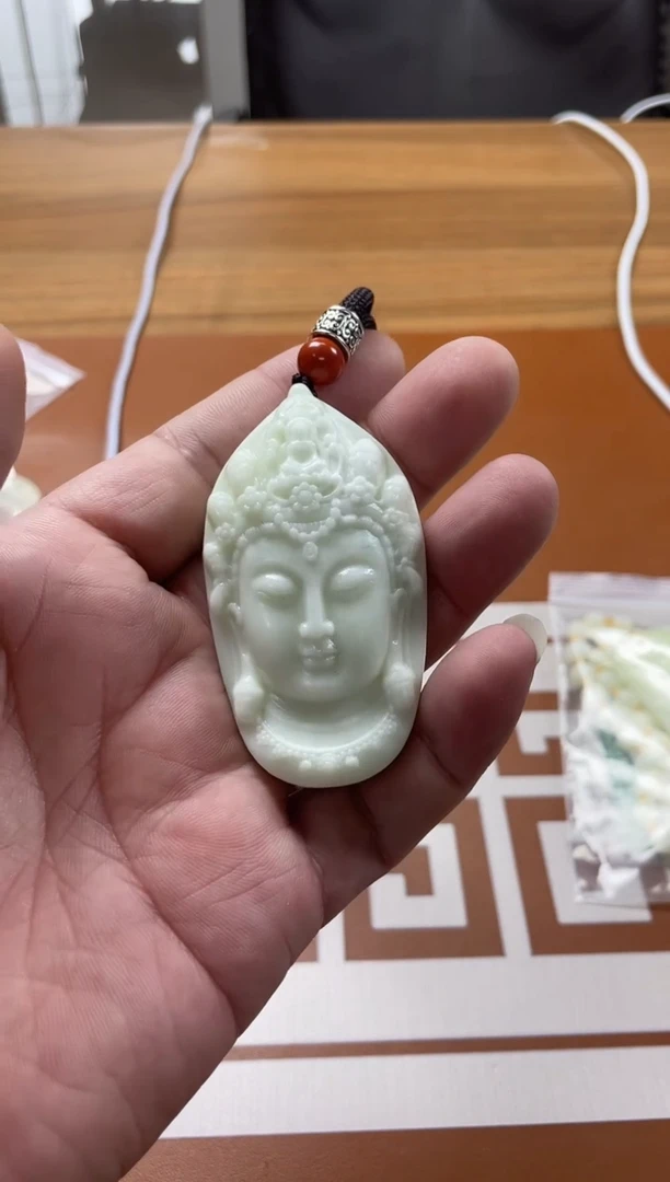 未镶嵌颈饰蓝田玉（蛇纹石化大理石玉）七*多样性发货一件