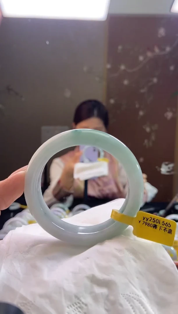未镶嵌手镯翡翠小***丁圈口x56-57