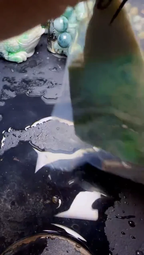 颈饰未镶嵌翡翠一**匠107