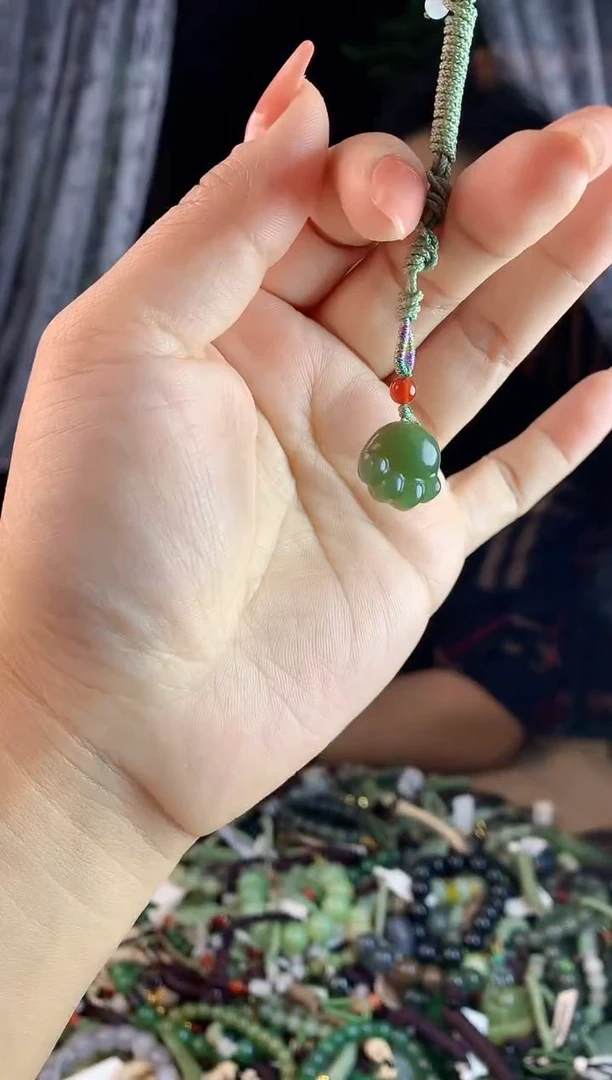 【闪购商品】和田玉挂件未镶嵌多样性发货拍一发一