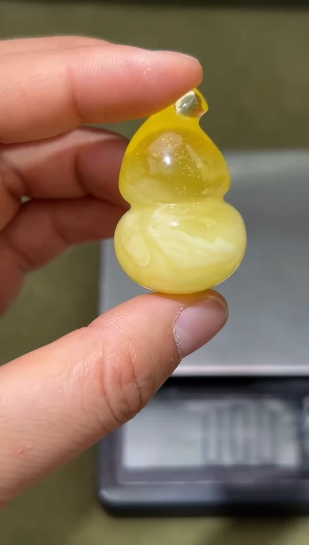 裸石琥珀未镶嵌琥珀蜜蜡吊坠