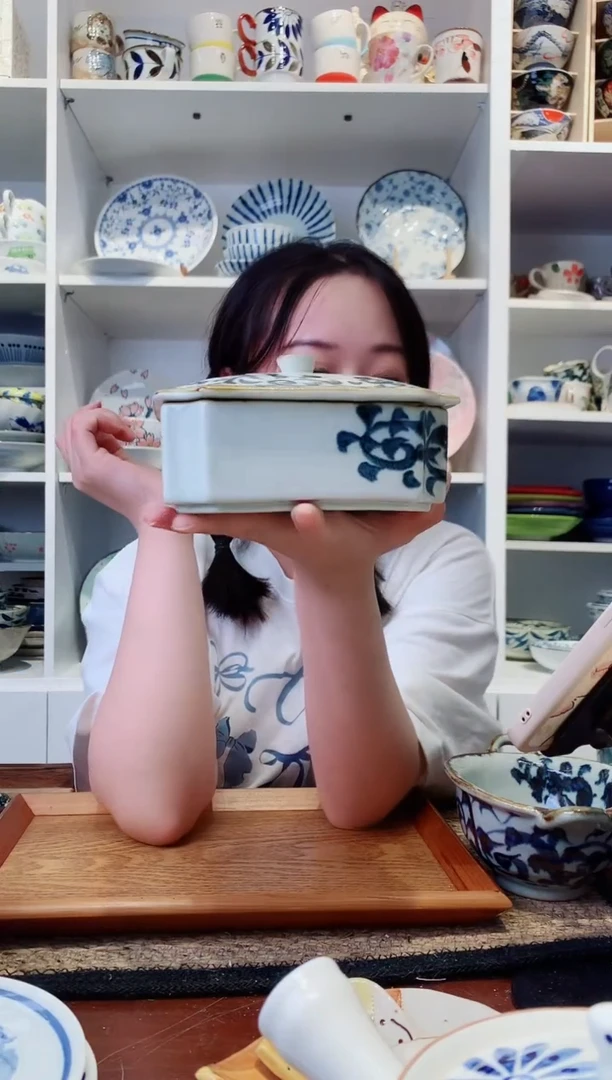 陶瓷章鱼唐草收纳盒