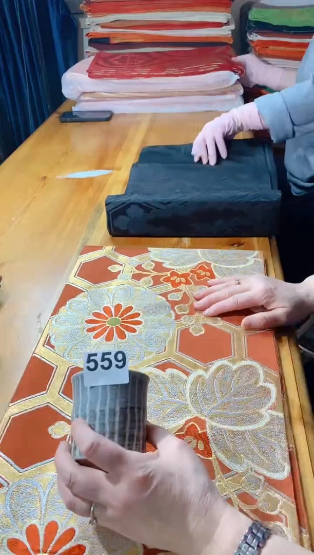 【闪购商品】瓷片559 周丽群 周丽群 周丽群 周丽群