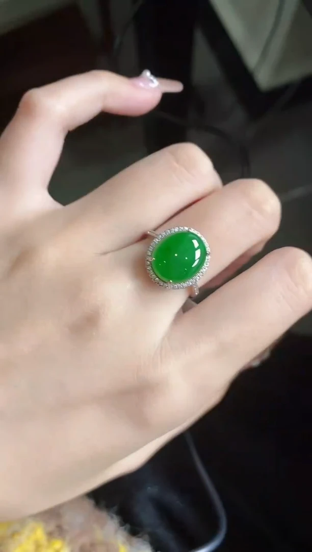 【闪购商品】翡翠戒指银S925镶嵌51511