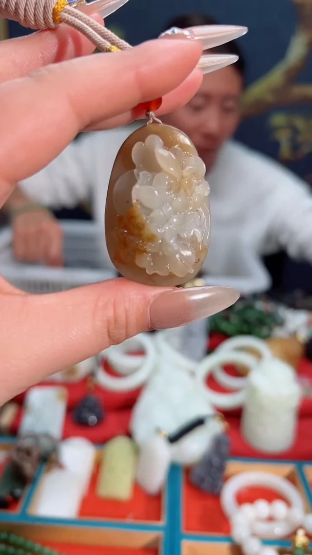 【闪购商品】和田玉吊坠未镶嵌1