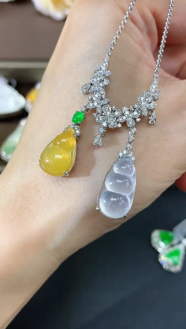 套链18K金镶嵌翡翠216|