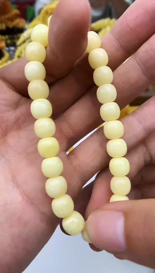 裸石琥珀未镶嵌手串