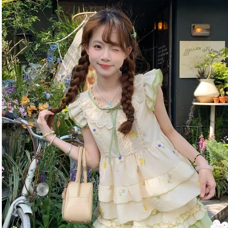 【绿野精灵】独特绝美夏天小套装花朵刺绣上衣+花边半身裙