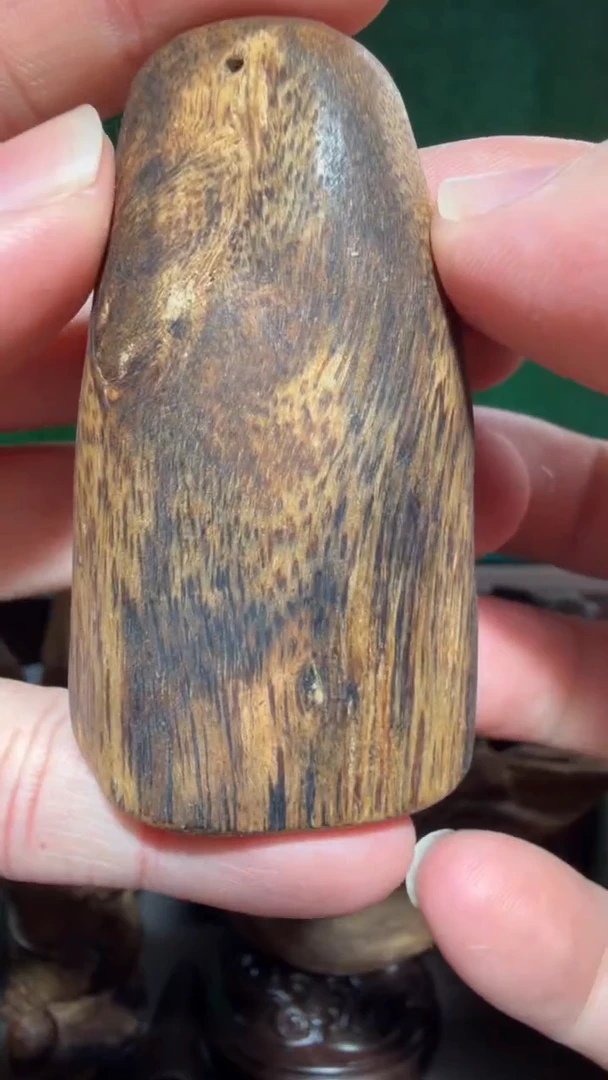 沉香吊坠柬埔寨多样性发一