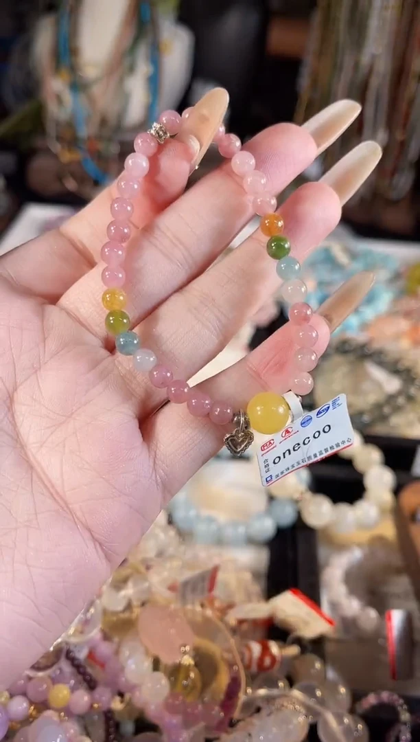 【闪购商品】水晶手链未镶嵌多样性发货其一